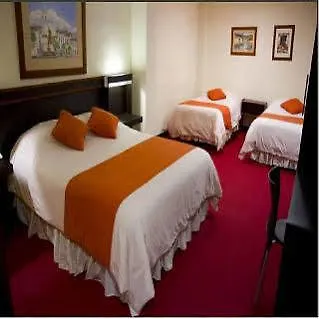 Finlandia Hotel Quito 3*,